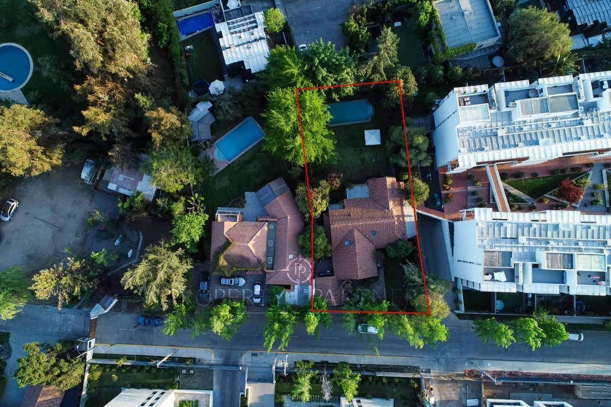 Casa ubicada en La Dehesa Central, para desarrollar proyecto