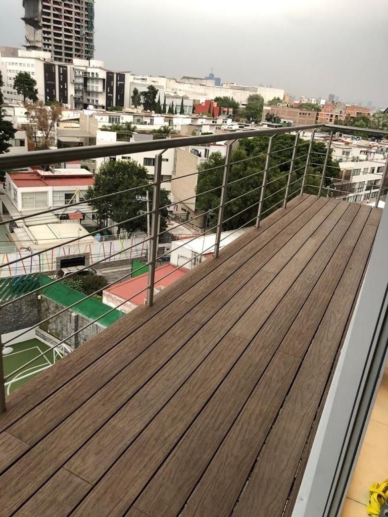 21 de 24: Balcón 