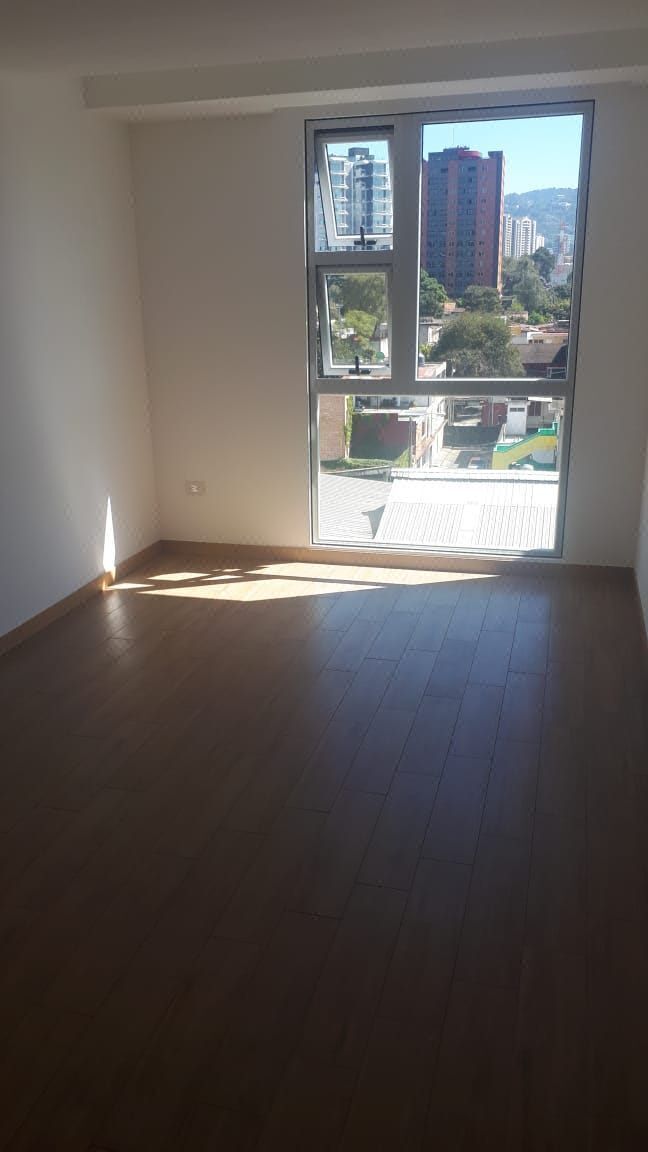 Apartamento en Zona 10, Guatemala, foto 6 de 15