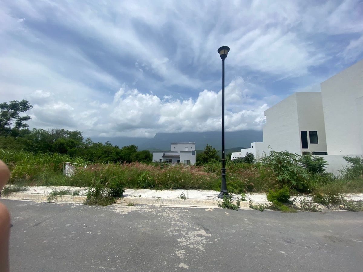 Terreno en venta carretera nacional
