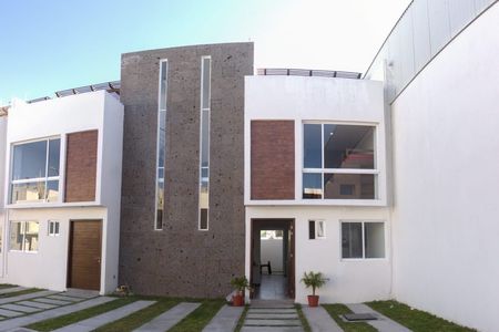 Casa Moderna y con Roof Garden , Residencial Santa Fe Avenida Tlacote,  Querétaro | EasyBroker