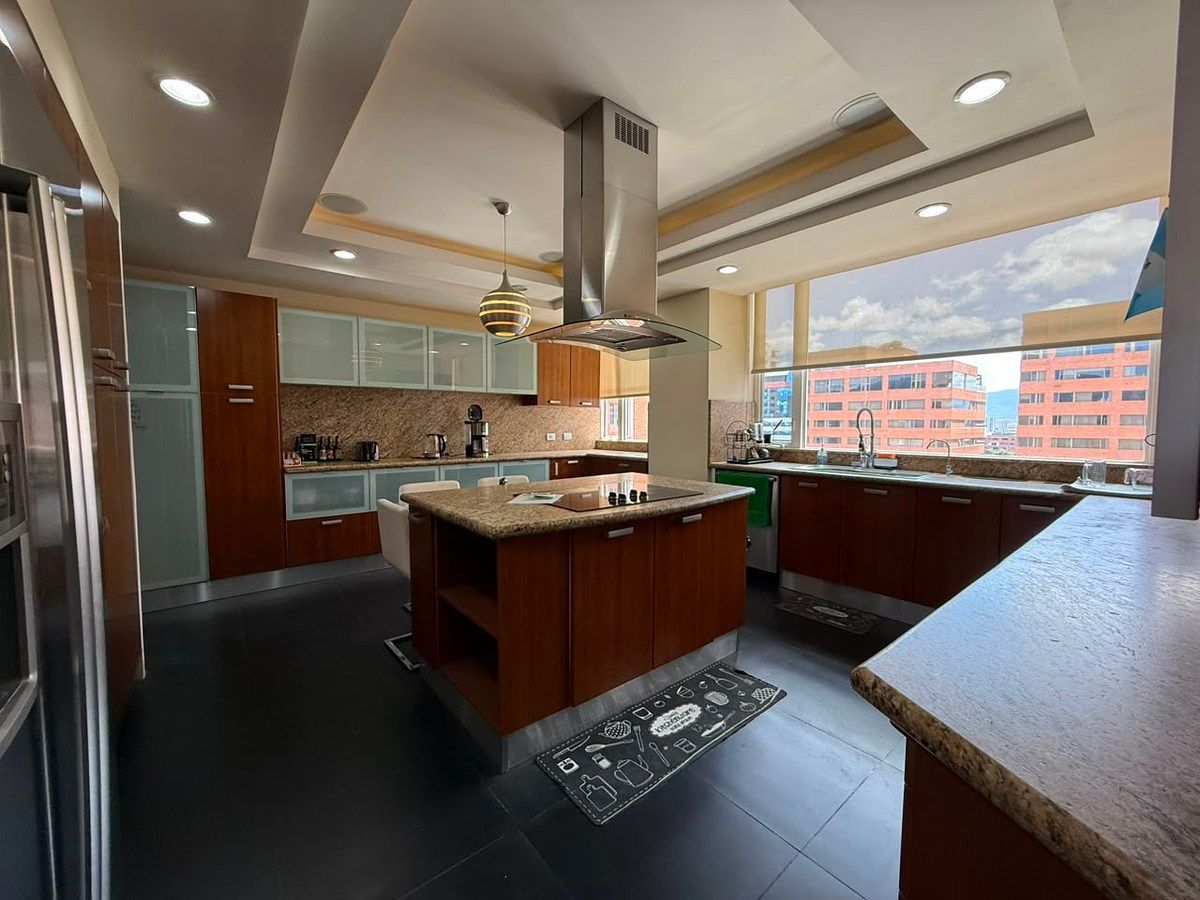 Apartamento en Zona 14, Guatemala, foto 8 de 17