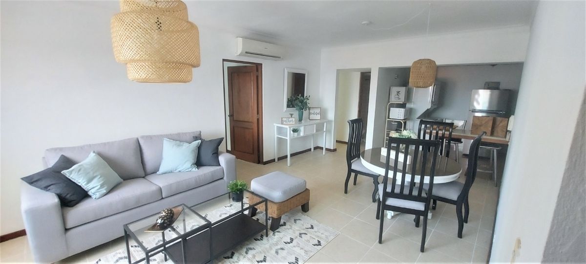 1 de 16: Sala comedor