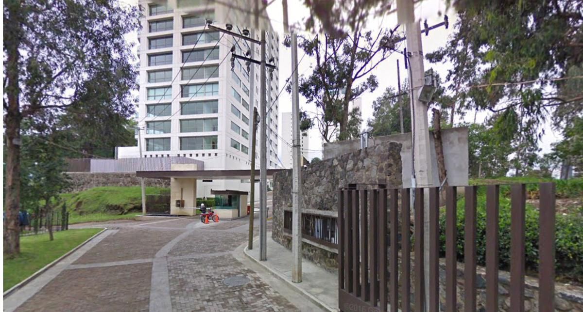 38 de 42: Acceso al condominio 