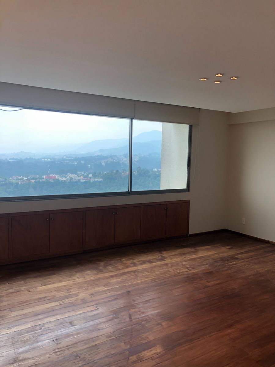 2 de 42: Antecomedor 