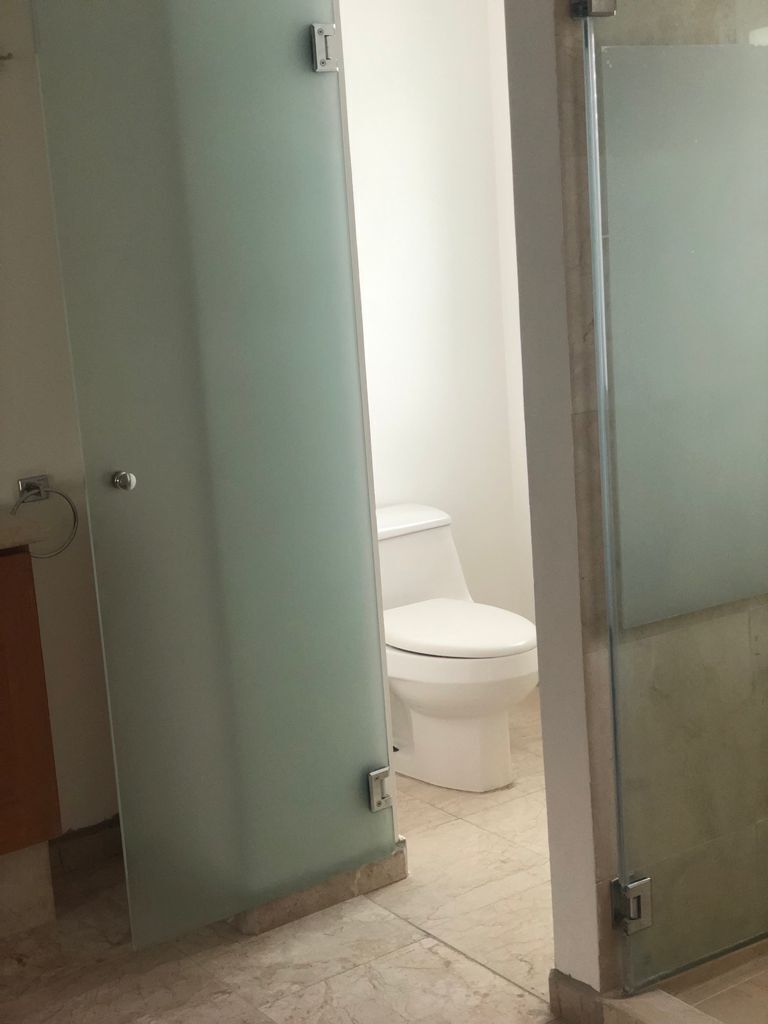27 de 42: Baño Recamara secundaria 