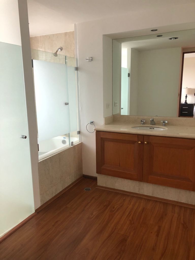 28 de 42: Baño recamara secundario 