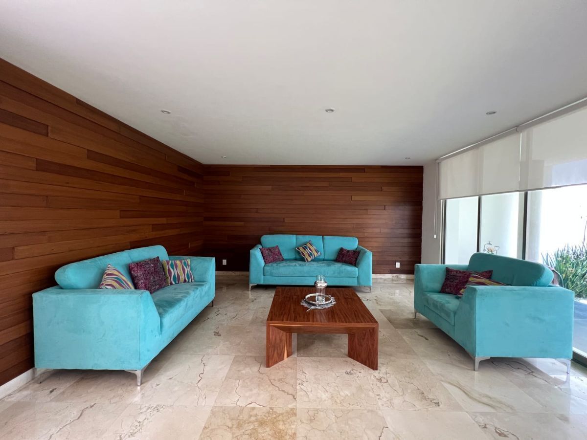 CASA EN RENTA EN TECAMACHALCO, foto 1 de 17