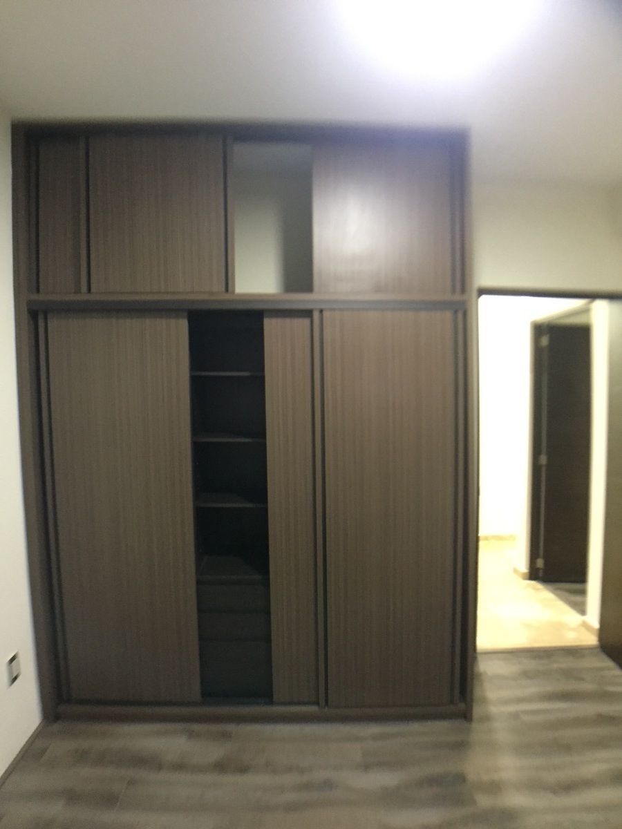 Closet recamara 2, foto 15 de 29