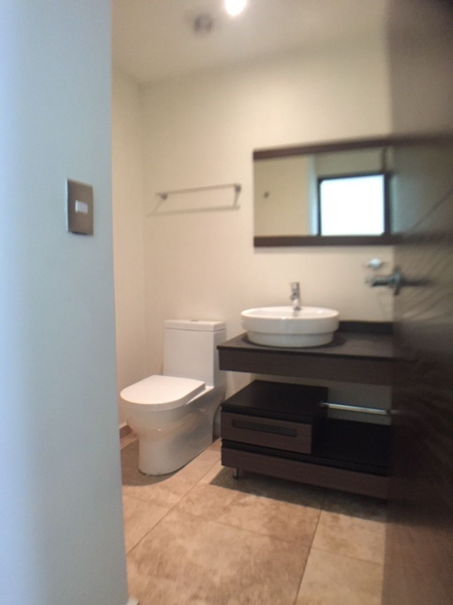 Medio baño, foto 8 de 29