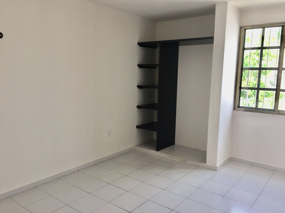 6 de 25: Casa centrica para oficina en renta Av Nichupte Cancun