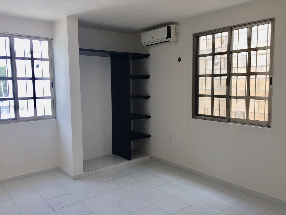 16 de 25: Casa centrica para oficina en renta Av Nichupte Cancun
