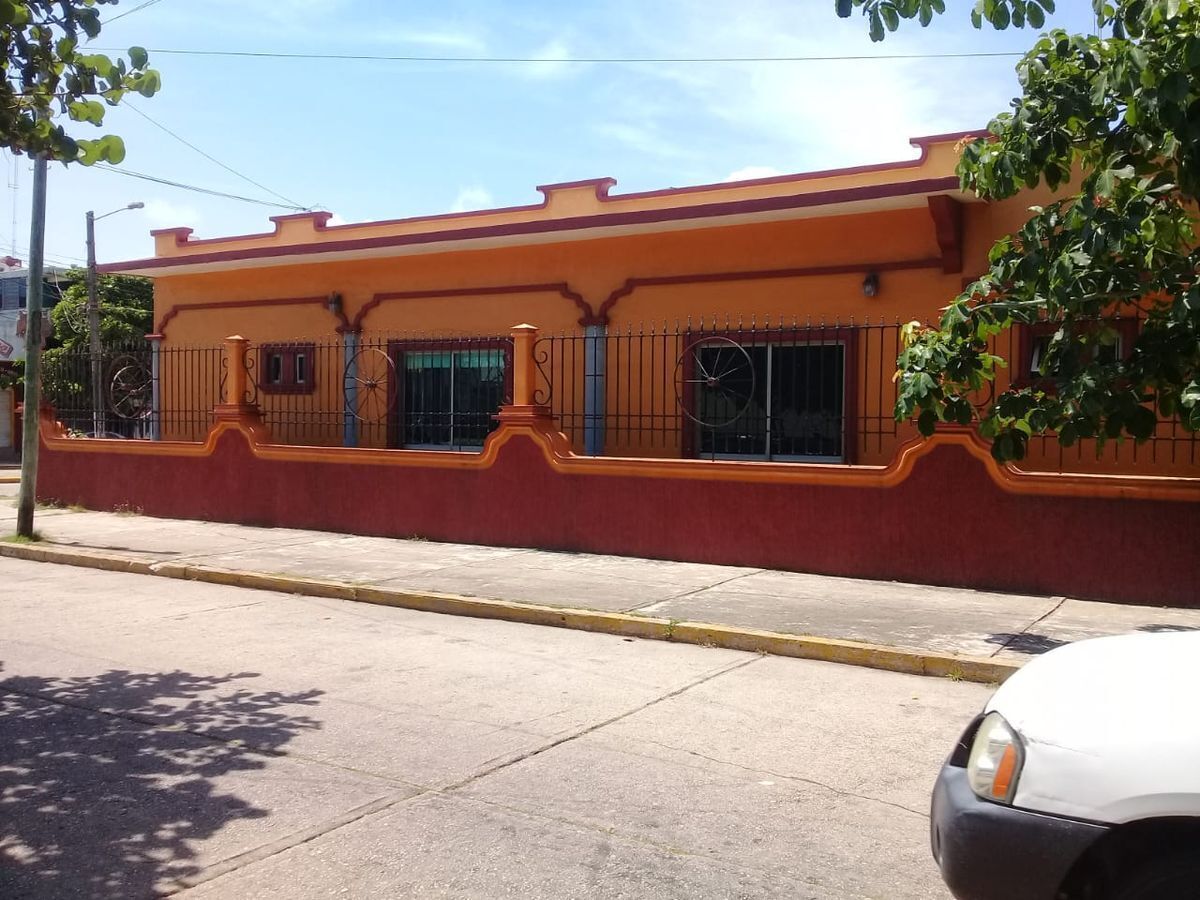 Casa en venta en Col. Centro, Coatzacoalcos, Veracruz