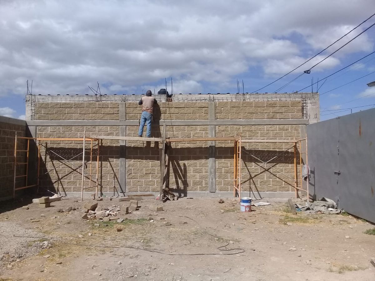 3 de 15: Barda Perimetral Nueva