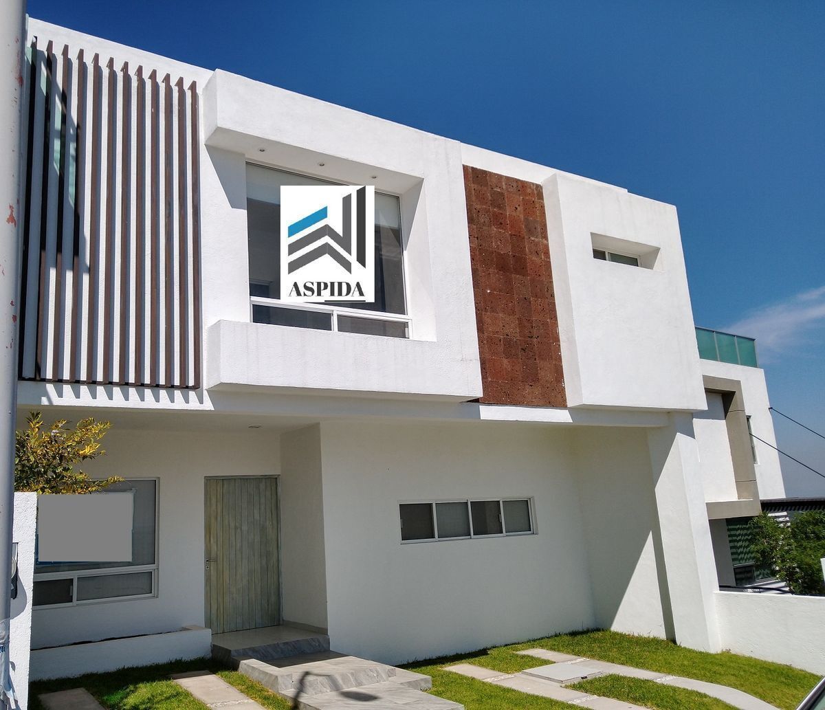 CASA EN VENTA EN FRACCIONAMIENTO EL MIRADOR, QUERETARO. 3 REC CADA UNA CON  BAÑO