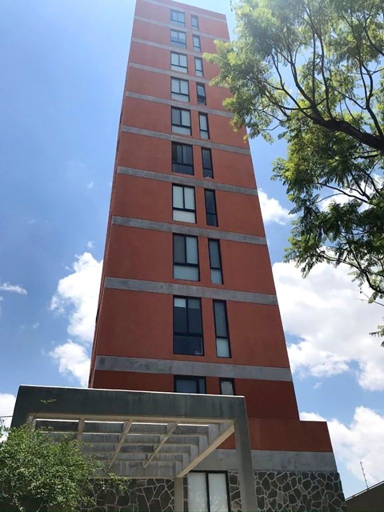 1 de 8: Fachada