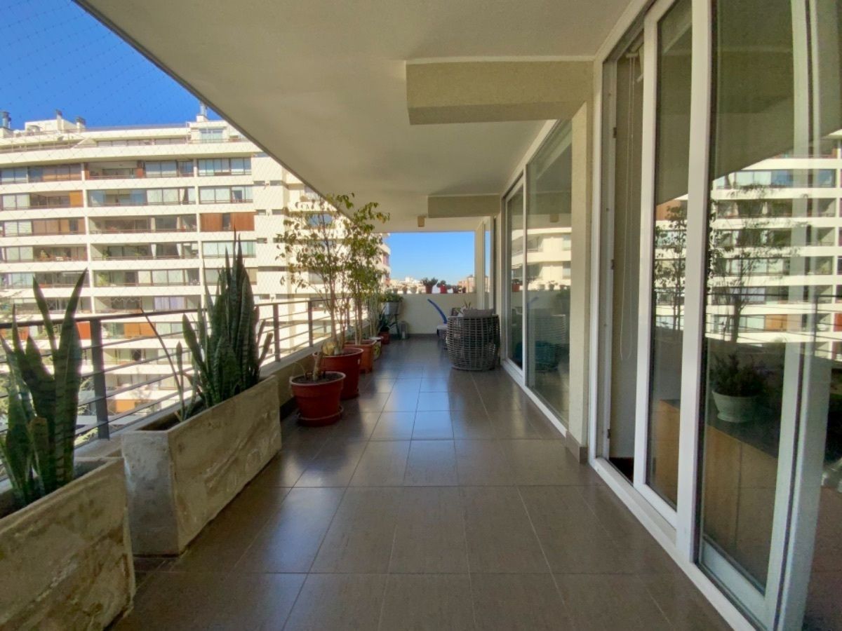 1 de 18: Terraza Secundaria