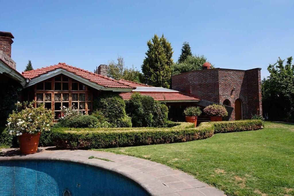 Venta DE Casa EN LA Asunción CON Alberca Metepec