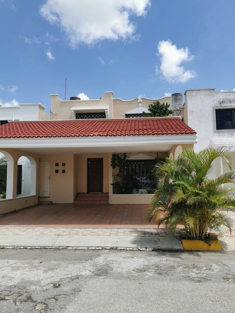 Casa em condomínio fechado em Privada las Palmas, Mérida, foto 2 de 28