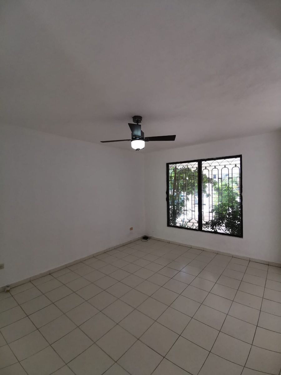 Casa em condomínio fechado em Privada las Palmas, Mérida, foto 4 de 28