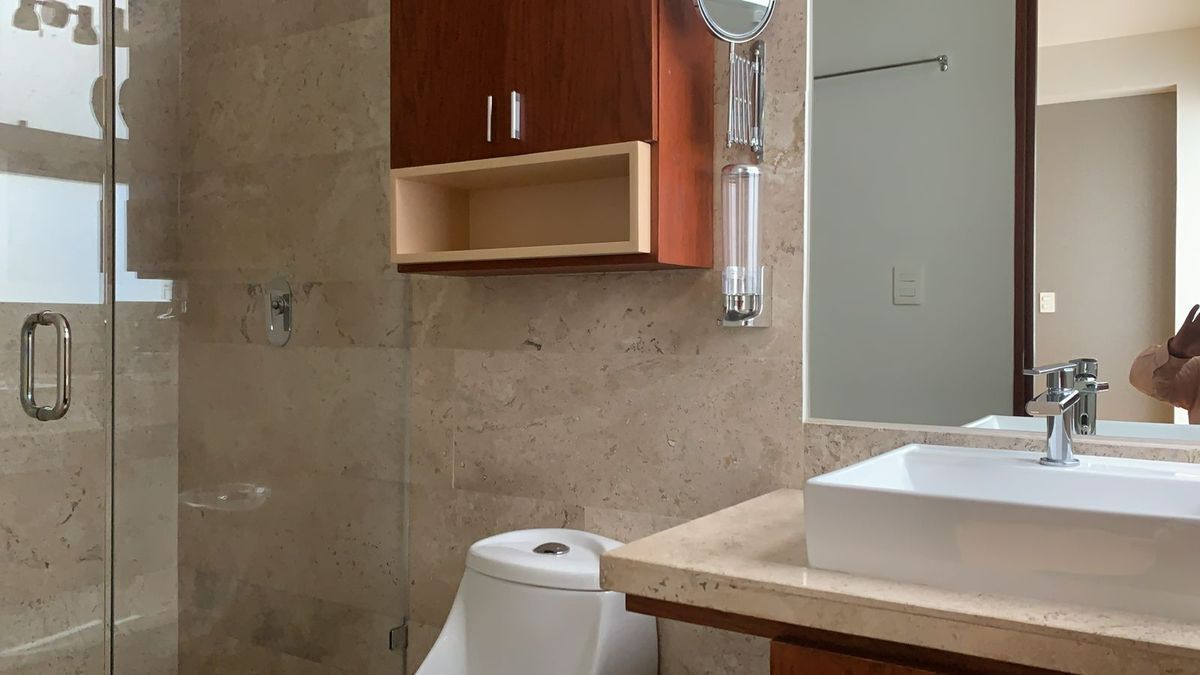 5 de 26: Baño recámara principal