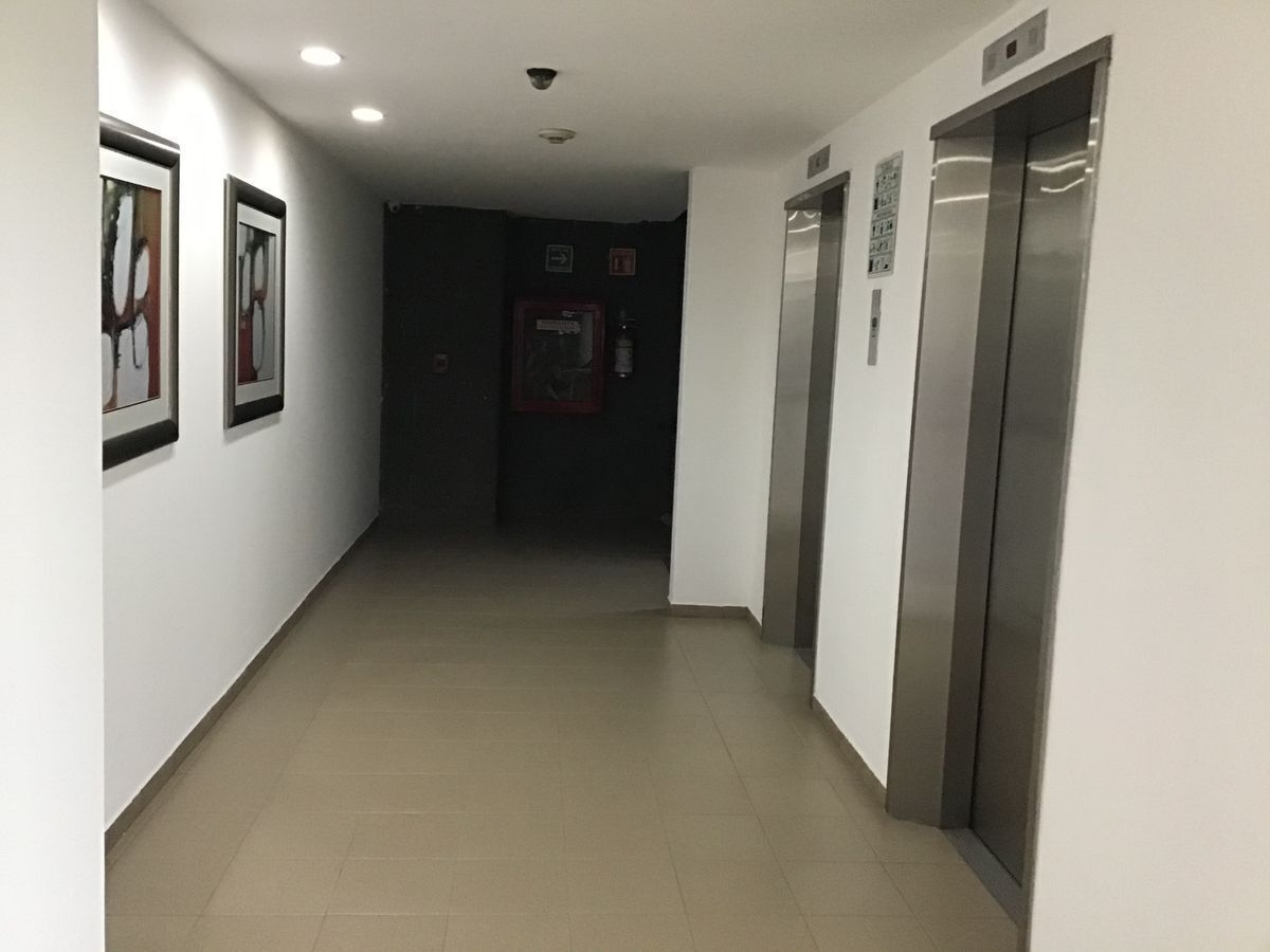 4 de 26: Elevadores