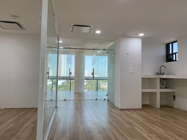 13 de 26: Oficinas