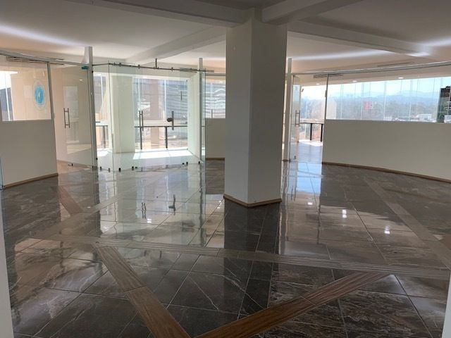 18 de 26: Oficinas