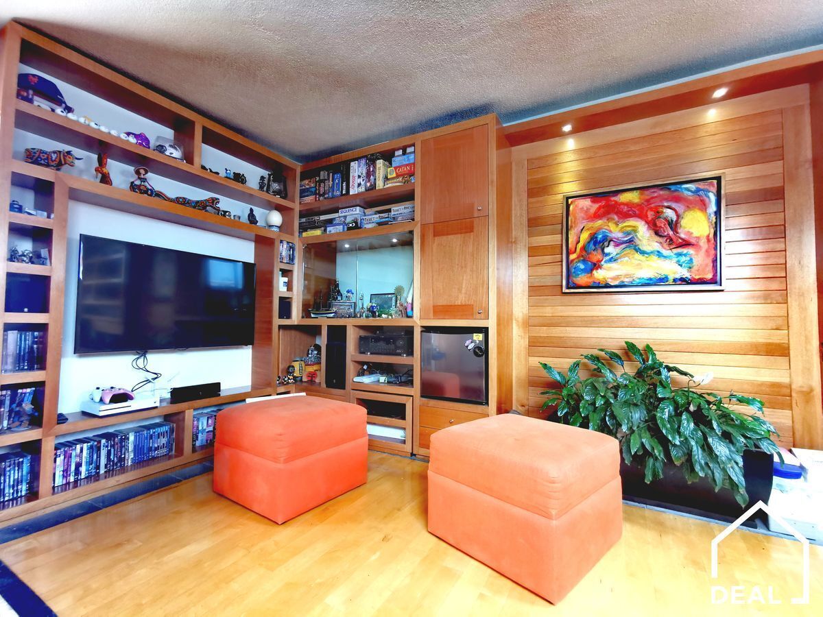 20 de 28: Family room
