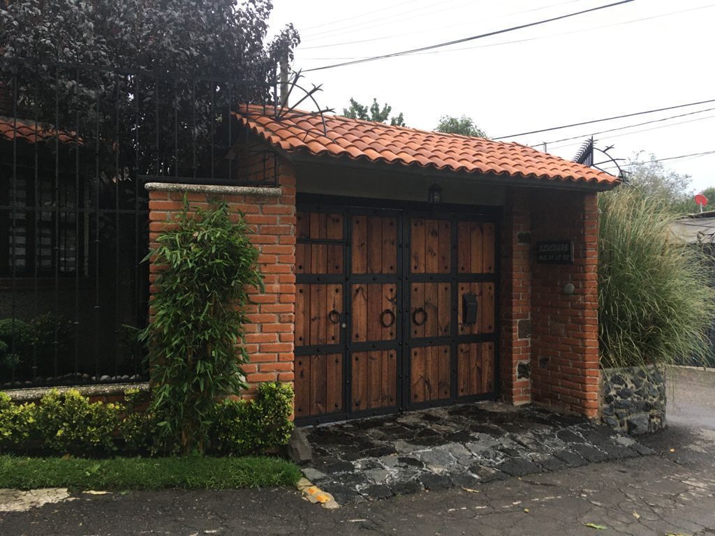 CASA EN VENTA DE 3 RECAMARAS EN SANTO TOMAS AJUSCO, TLALPAN