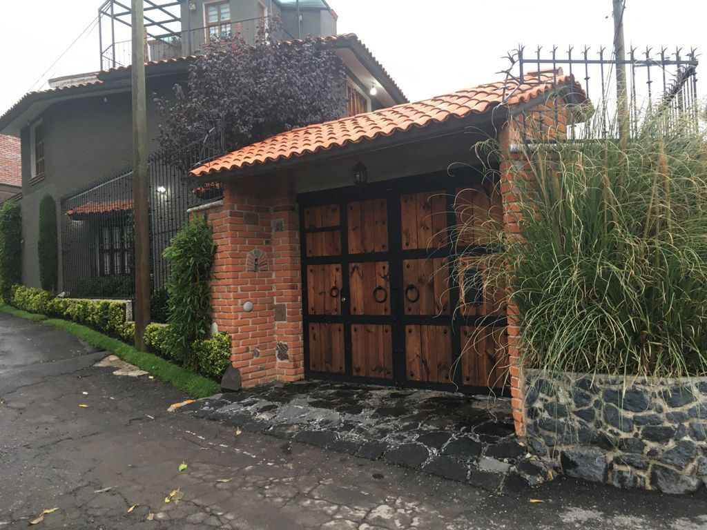 CASA EN VENTA DE 3 RECAMARAS EN SANTO TOMAS AJUSCO, TLALPAN