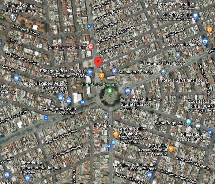 3 de 8: A media cuadra de Glorieta de obrero