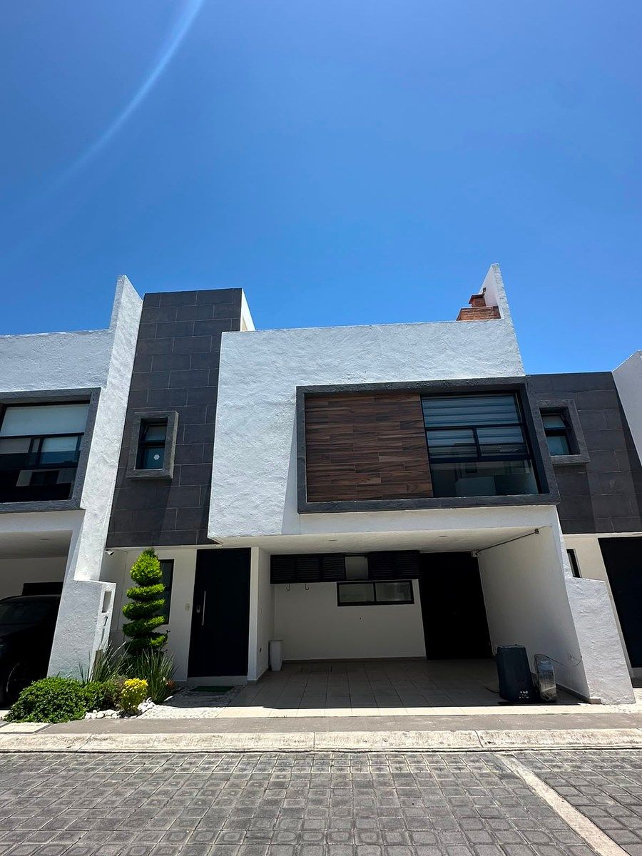 CASA PARA ALUGAR NA ÁREA DE CARCAÑA EM CHOLULA, foto 1 de 41