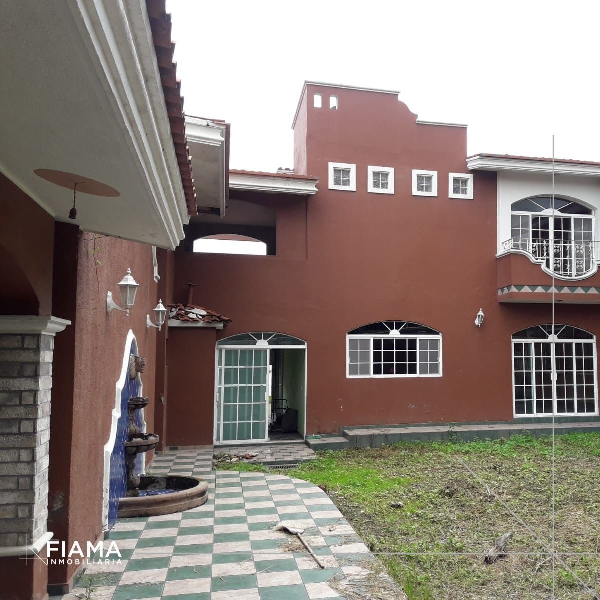 CASA MUY AMPLIA EN VENTA EN FRACC. RINCONADA LAS BRISAS, TEPIC (F)