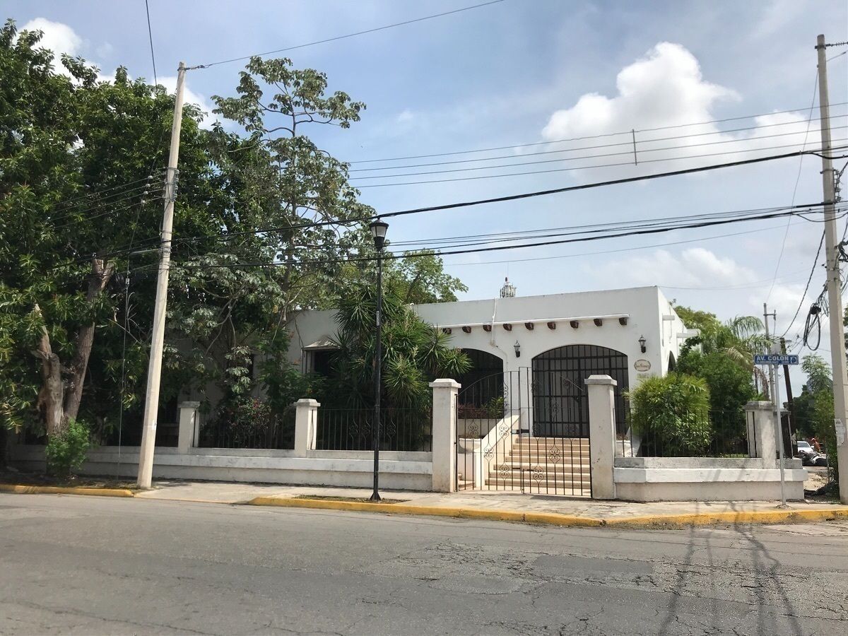 4 de 25
