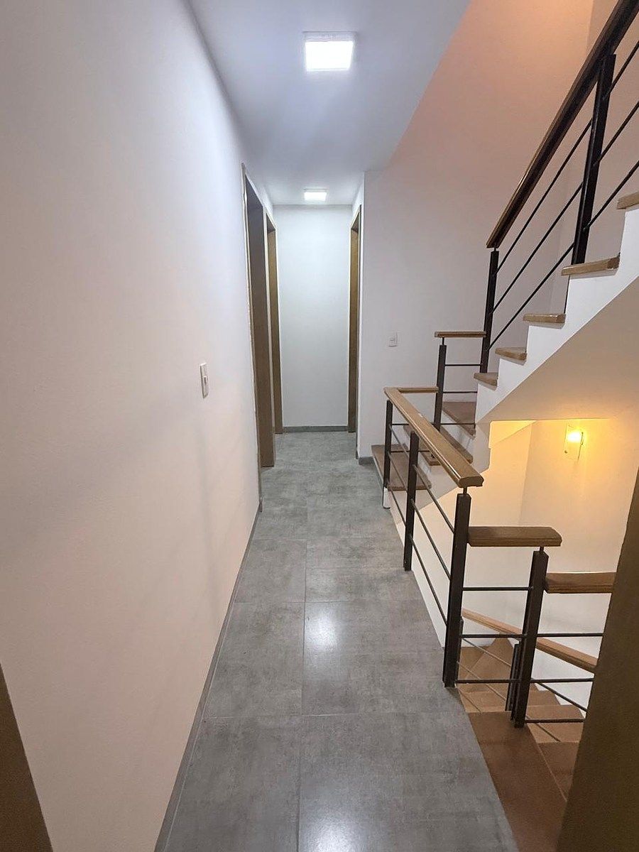 15 de 31: Pasillo de distribución plantas alta