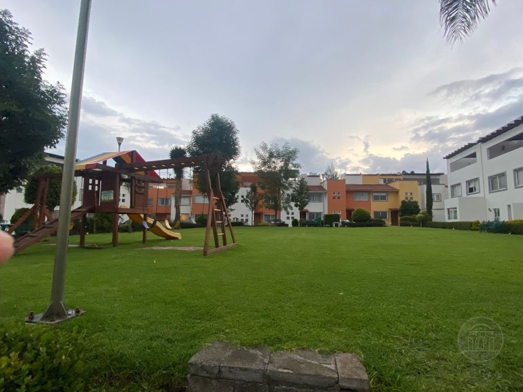 30 de 31: Jardín central areas comunes