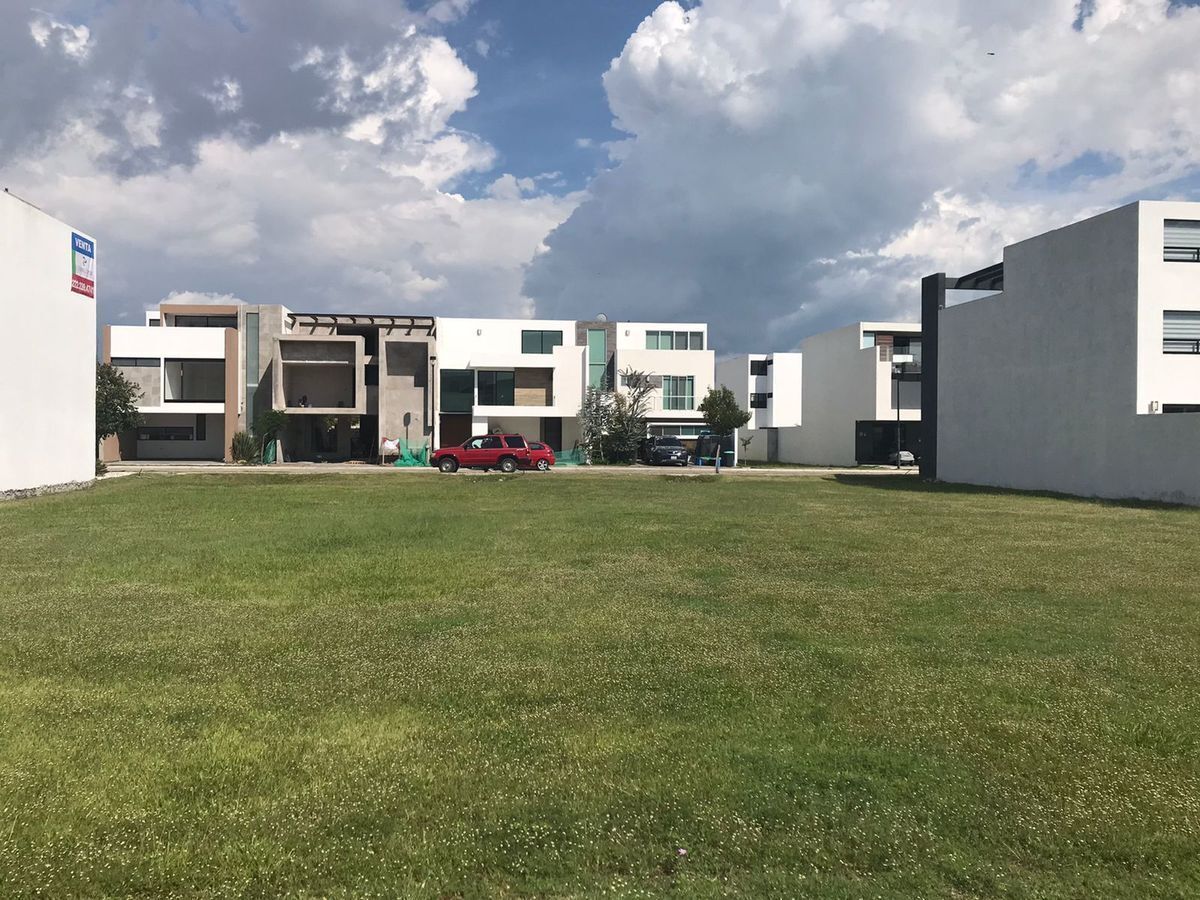 2 of 11: Terrenos en venta