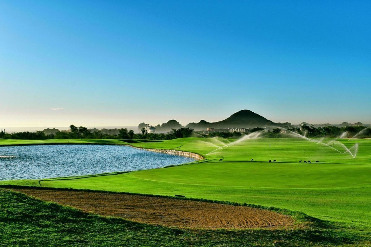 Terreno a 10 minutos de la playa, en residencial privado con campo de golf