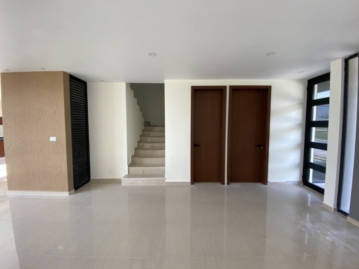 3 de 22: Escaleras