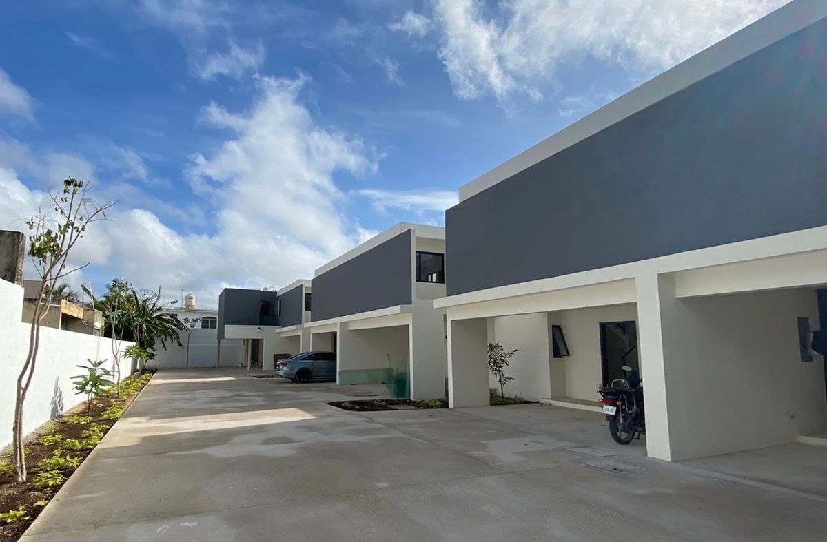 Moradia geminada de 2 quartos, com piscina, perto da Av. Prolongação Montejo., foto 1 de 13