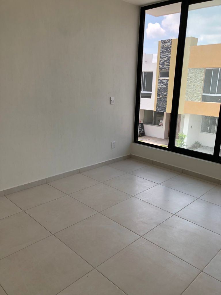 12 de 32