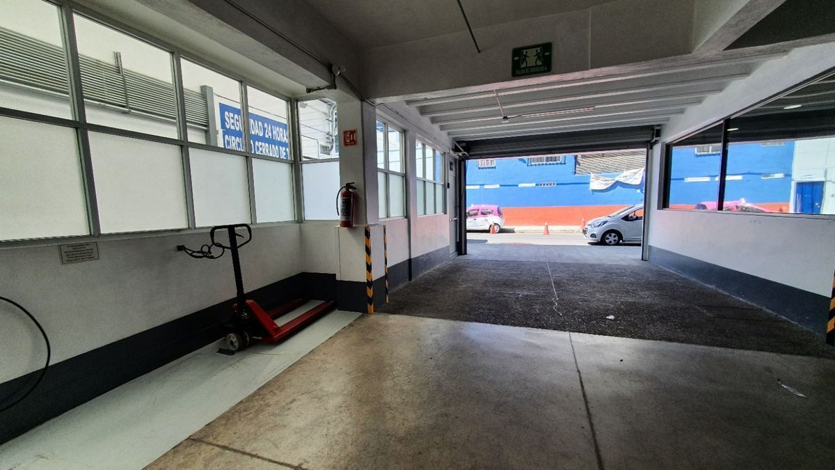 8 de 15: espacio para montaje y desmontaje