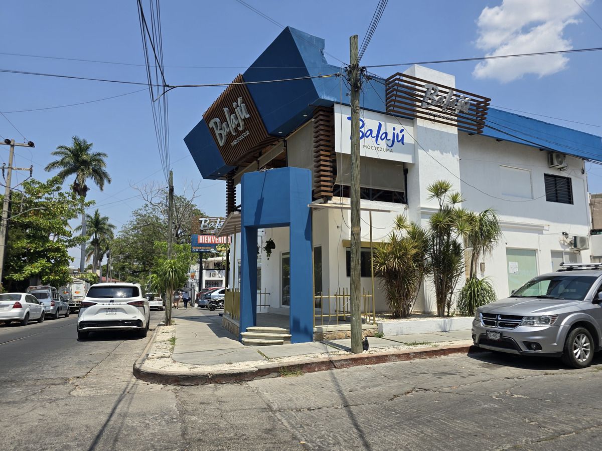 4 de 12