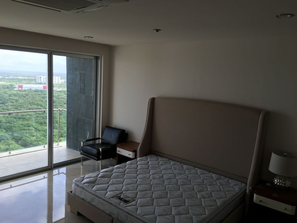 6 de 13: Habitación Amueblada