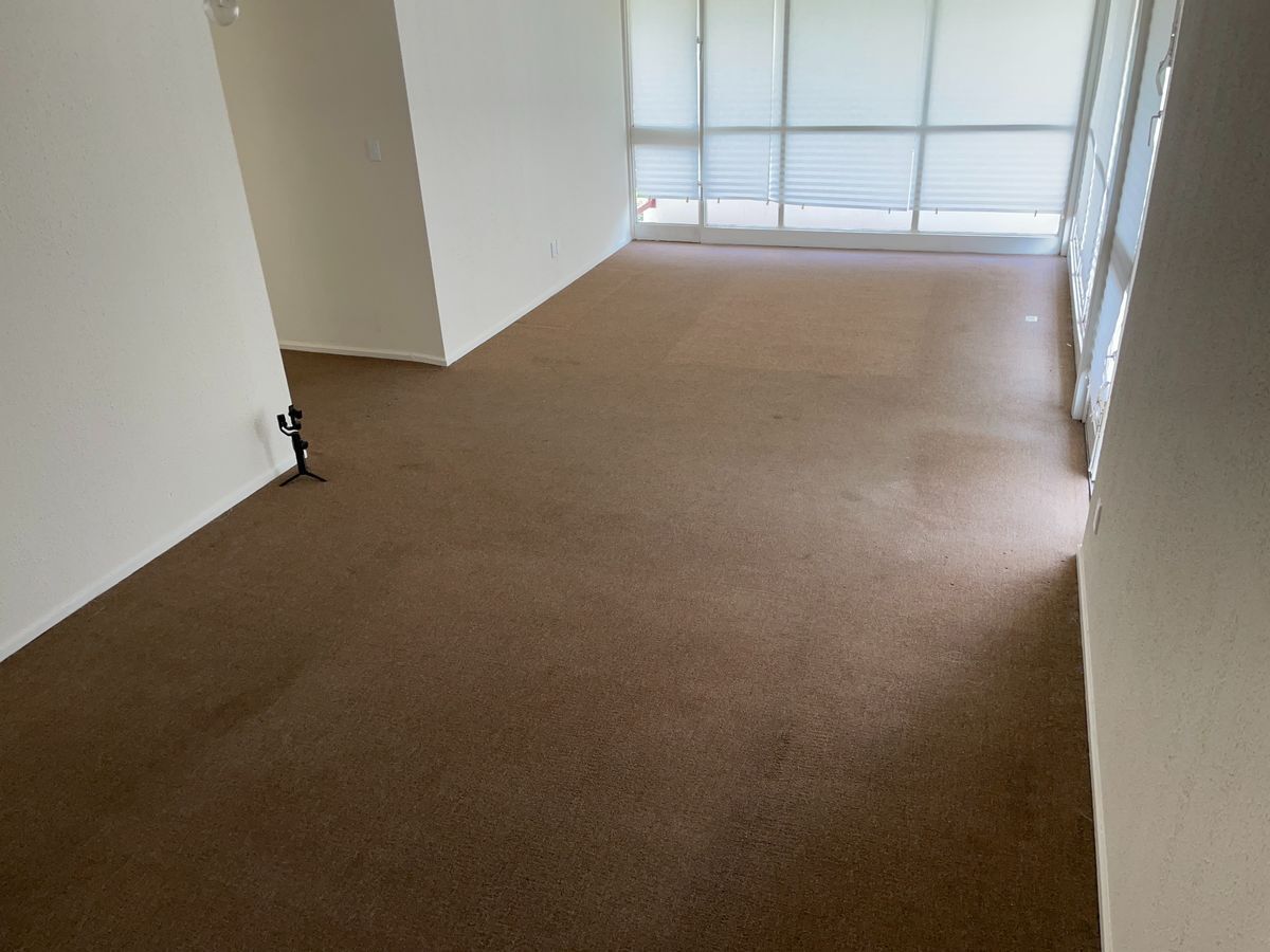 9 de 33: Sala