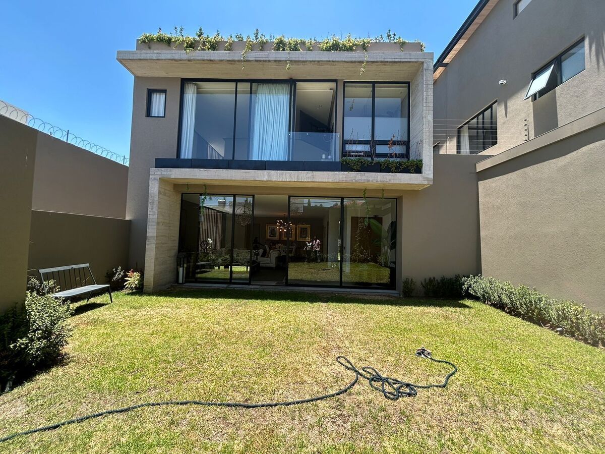 CASA EN CONDOMINIO LOMAS DE TECAMACHALCO - foto 4