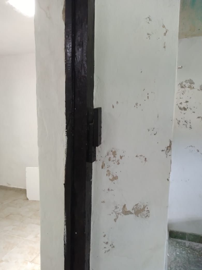 Anchura de las paredes, mas de 80 cms