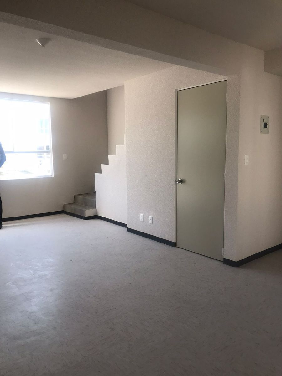 4 de 26: medio baño en Planta Baja