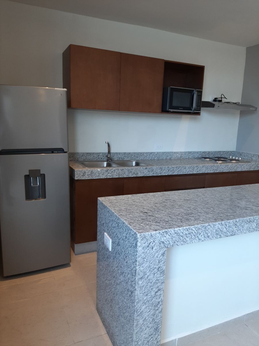 4 de 13: Cocina equipada
